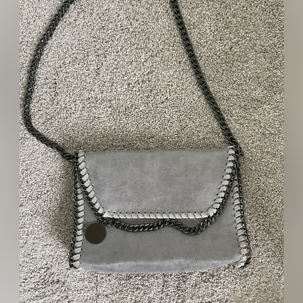 NWOT Gray Graphite Chain Crossbody Purse